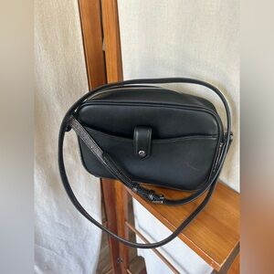 G.I.L.I. Black and Silver Metallic crossbody